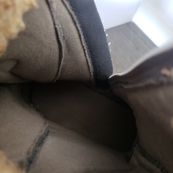 Clarks Booties - Picture 9 of 11